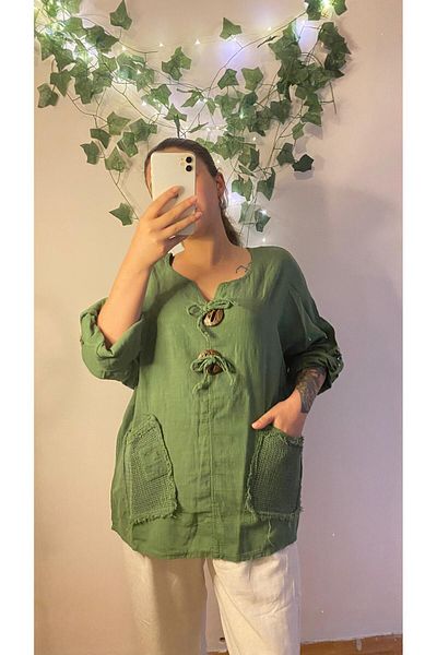 aSSa Design Mesh Pocket Detail Wooden Button Sleeve Folding Cotton Slack Bluz