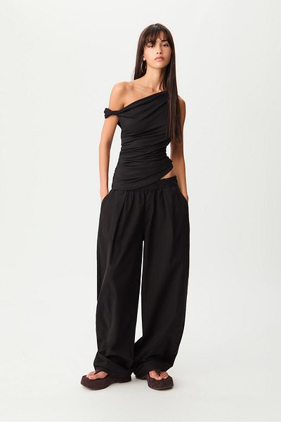 Stradivarius Asymmetric polka dot top