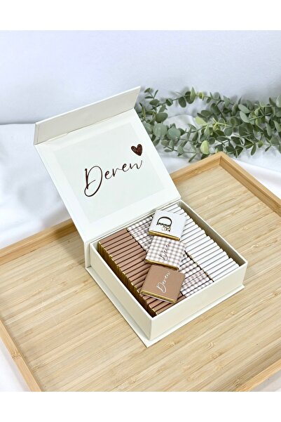 RenkliiiAtölye Bebek Çikolatası Kare Mıknatıslı Kutuda 70 Adet