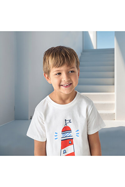 Juniors Light House Print T-shirt with Short Sleeves