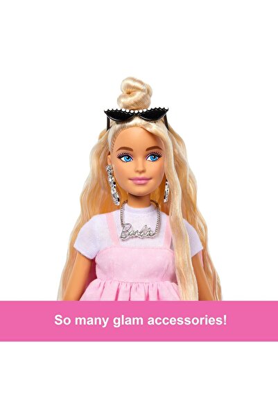 mattel Barbie Barbiecore Deluxe Doll - Blonde & Original Body HYV27