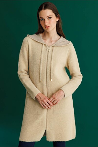 Desen Triko Women's Hooded Pocket Metal Button Aphrodite Knitwear Coat Beige