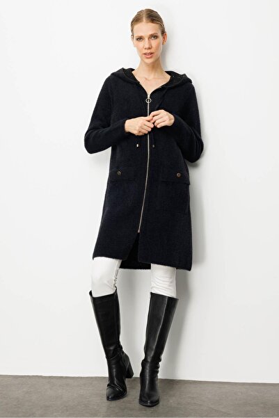 Desen Triko Women's Hooded Pocket Metal Button Aphrodite Knitwear Coat Black