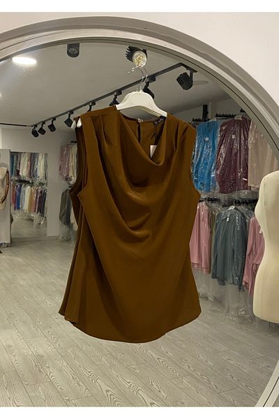 PERA MODA Πουκάμισο μπλούζα με κοντό μηδενικό μανίκι με ντραπέ γιακά Degaje