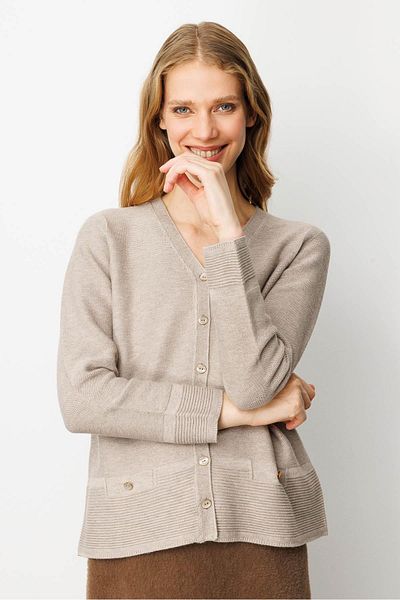 Desen Triko Women's V-Neck Buttoned Cardigan Mink