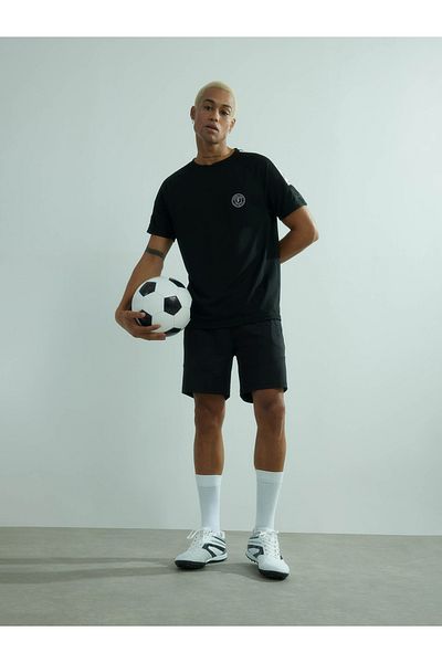 DeFacto Contrast Panel Shorts with Elastic Waistband