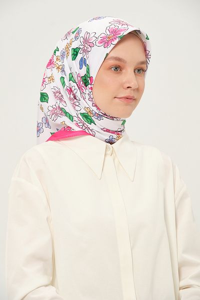 Madame Polo Ψηφιακό Φουλάρι Twil Πολύχρωμο 90x90 cm Αντιολισθητικό ύφασμα