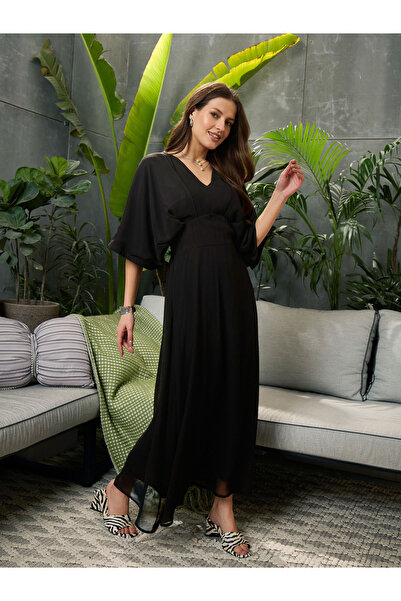 Sassafras By Styli Solid V-Neck Kimono Sleeve Maxi Dress