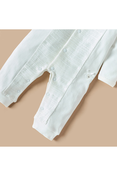 giggles Textured Sleepsuit with Snap Button Closure