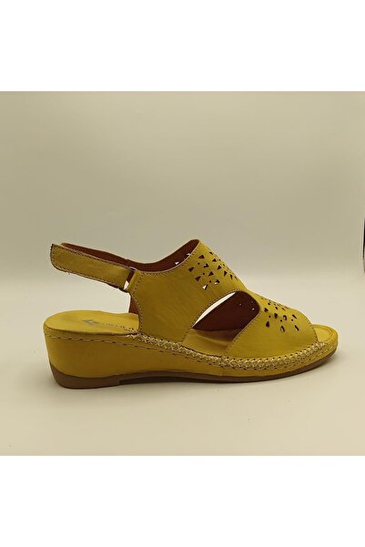 Ametist صندل كالينا مصنوع يدويًا من الجلد الطبيعي باللون الأصفر - طراز صيفي ملون