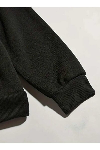 caddekombin Μαύρο φούτερ με μονόχρωμη εκτύπωση, με κουκούλα, τσέπη και επένδυση από μαλλί