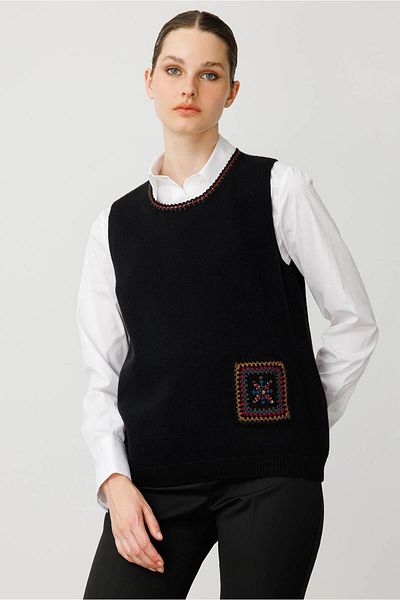 Desen Triko Women's Crew Neck Pocket and Collar Colorful Crocheted Wool Sweater Black