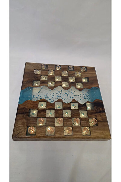Finecraft "Frozen Diamonds" chess board, made of walnut wood, resin, LEDs