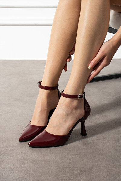 YARENAY Burgundy Patent Leather Heeled Shoes