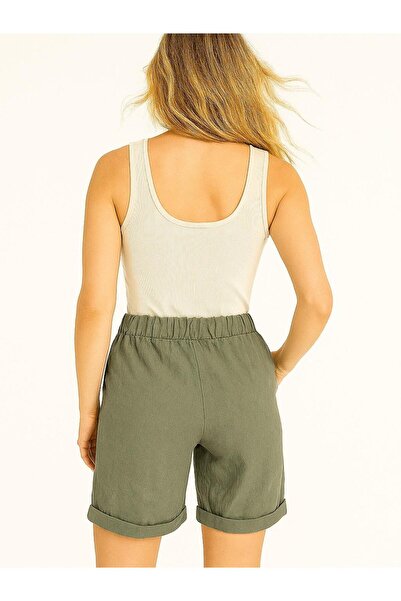 Butik İtalyan Zımba Detaylı Likralı Şort - HAKİ