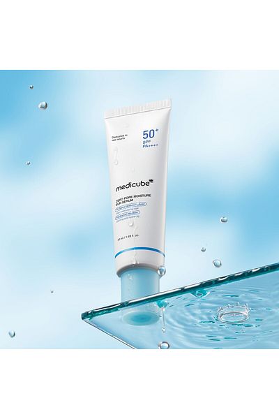 Medicube Zero Pore Moisture Sun Serum SPF50+ PA++++ 50ml – Hydrating UV Protection for Oily Skin**