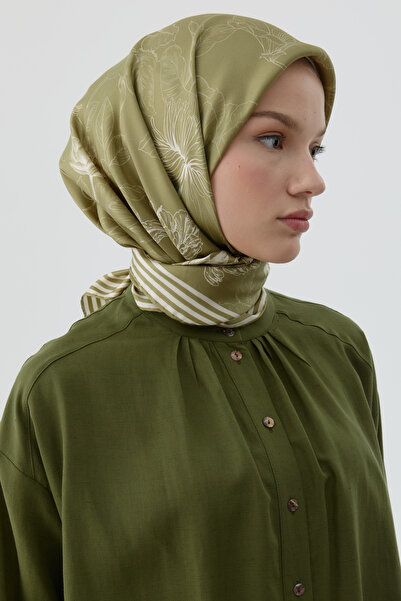 Tuğba Yandan Yırtmaçlı Gömlek - Haki