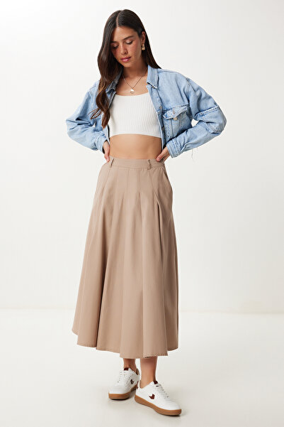 Happiness İstanbul Women's Beige Pocketed Gabardine Flared Skirt Gp00026