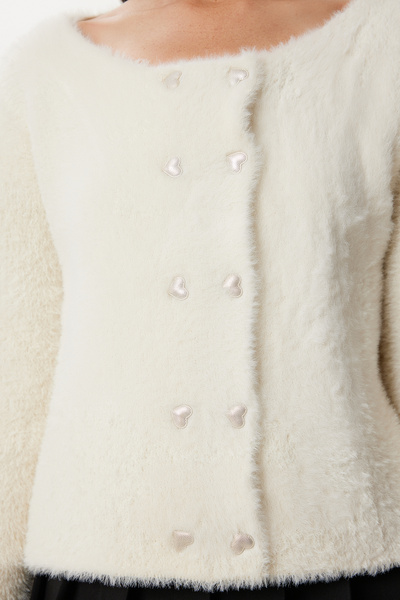 Happiness İstanbul Women's Bone Heart Buttoned Bearded Soft Knitwear Cardigan Cr00524