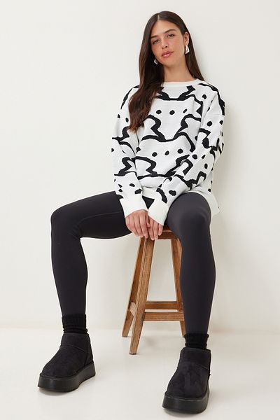 Happiness İstanbul Women's Ecru Patterned Thick Knitwear Sweater KB00036