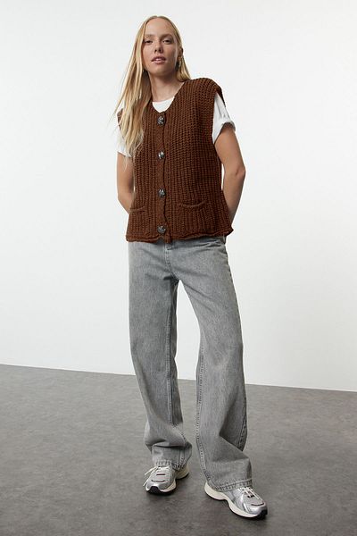 Trendyol Collection Кафяв мек текстуриран вталъчен елек TWOAW25YE00027