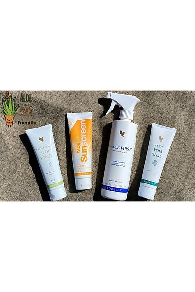 Forever Living مجموعة الصبار الصيفية - مقشر، واقي من الشمس، كريم جل بخاخ أول - مجموعة كريم العناية الصيفية
