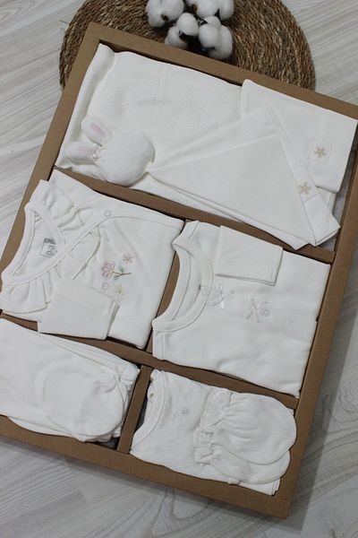 Caramell Barbosa Cute Rabbit Embroidered 10-Piece Hospital Release (56-62cm) Zk1474 New Season 2025
