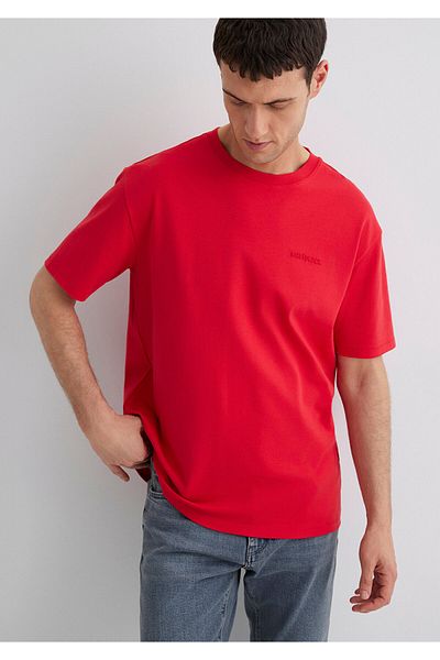 Mavi Schwarz-rotes T-Shirt mit lockerer Passform / lockere, entspannte Passform 0612645 -84538