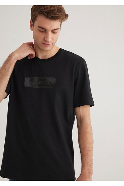 Mavi Μαύρο μπλουζάκι με μαύρη στάμπα κανονική εφαρμογή / κανονική εφαρμογή 0612528 -900