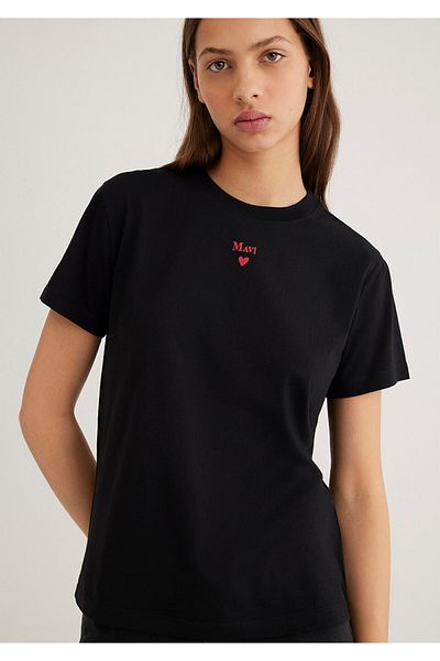 Mavi Schwarzes T-Shirt mit Logo-Print, reguläre Passform / normaler Schnitt 1601185-900