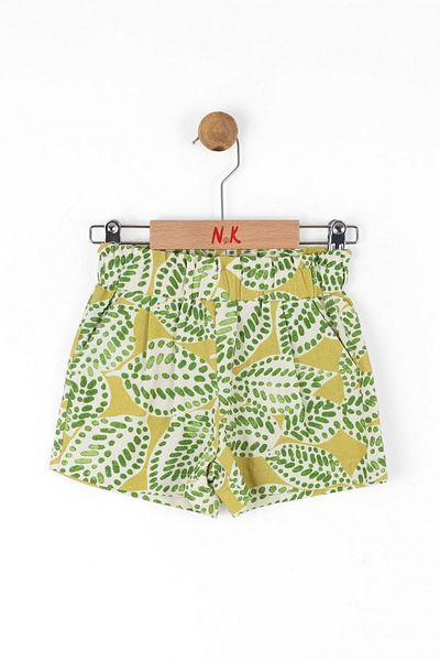 nk kids PANTALONI SCURTURI LEAF Verde