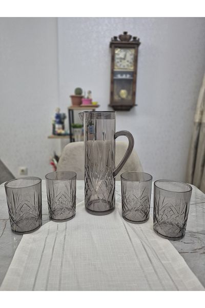 Avantaj Kapıda Durable Acrylic 1.5 L Jug Set of 4 Glasses • 400 ml Smoked Soft Drink Water Set