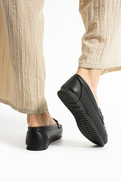 Moda Devrin Black Buckle Ballerinas