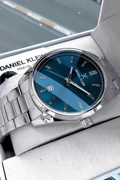Daniel Klein Royal Original Men's Silver Color Waterproof Wristwatch and Bracelet Set - Steel Cord Dke2103C4