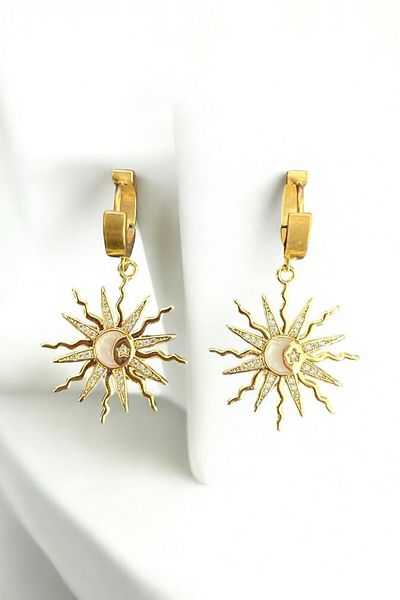 özgül takı ve tasarım Women's Stainless Steel Sun Moon and Star Pattern Earrings