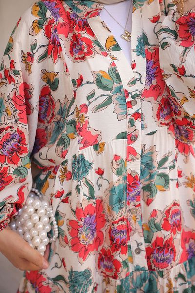 İmajButik Φόρεμα με λουλούδια ρόδι με μισό κουμπί