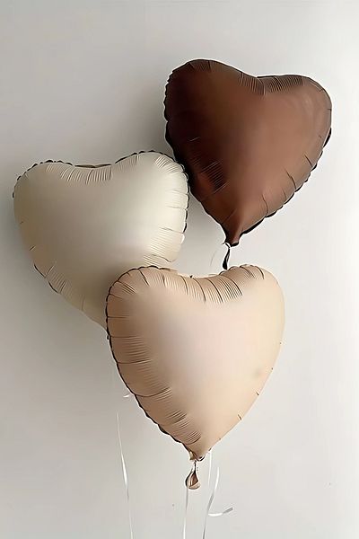 party world Teddy Bear and 3-Piece Heart Foil Balloon Set in Cream Tones
