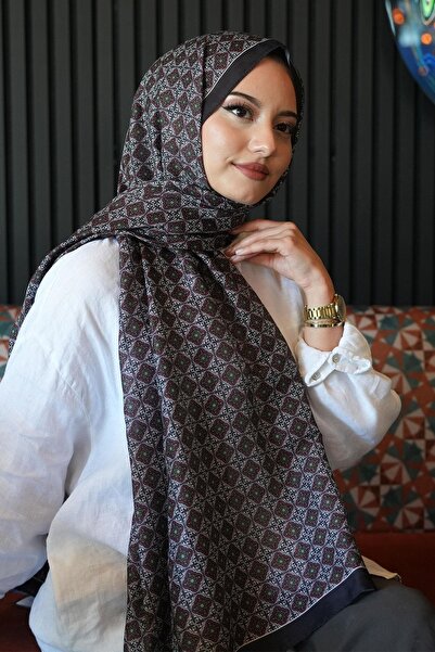 AFVENTE Mosaic Pattern Burgundy Soft Cotton Shawl