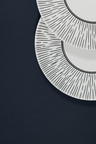 EBUTAY Sole Raggi Series – 30 cm Set of 2 Italian Design Pizza, Breakfast, Serving and Presentation Porcelain Plates