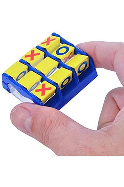 Worlds Smallest World's Smallest Toss Across Game