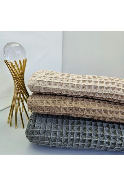 Kaf Kumaş Large Checkered Waffle Pike Bathrobe Fabric |   Fabric Width: 150 cm |   100% Cotton |   Bw-05