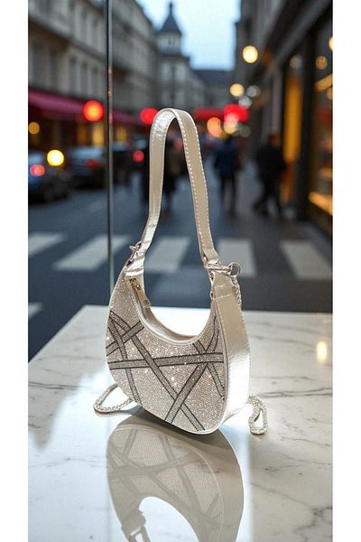 Butik Beyabags Stylish Bag with Shoulder Strap Detail