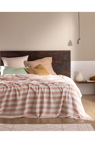 Madame Coco Aviral Double Cotton Bedspread - Powder