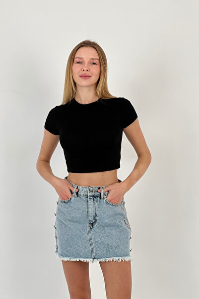 Miss Poem Women's Tight Summer Short Sleeve Short Black Crop T-Shirt