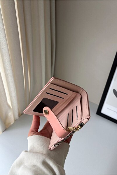 Yuka Atelier Πορτοφόλι Ruby μεσαίου μεγέθους από συνθετικό δέρμα με καπιτονέ λεπτομέρεια