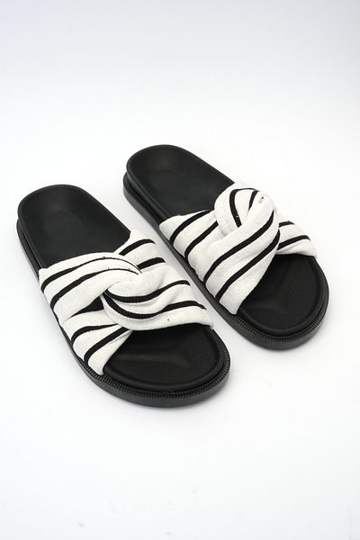 Penti Gisele Black Slippers - Comfortable and Stylish Design
