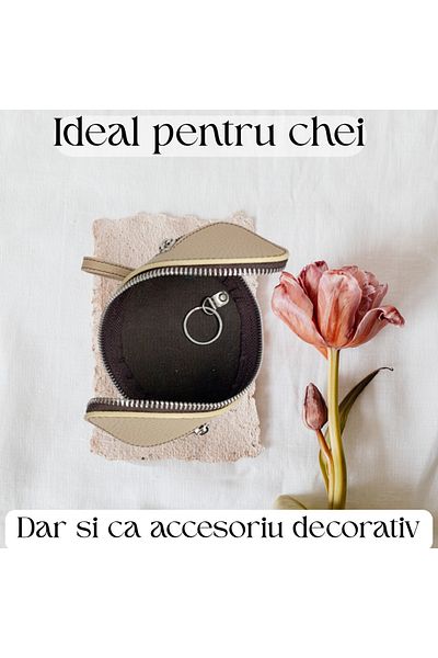 OEM Keychain made of leather with double zipper, handmade
