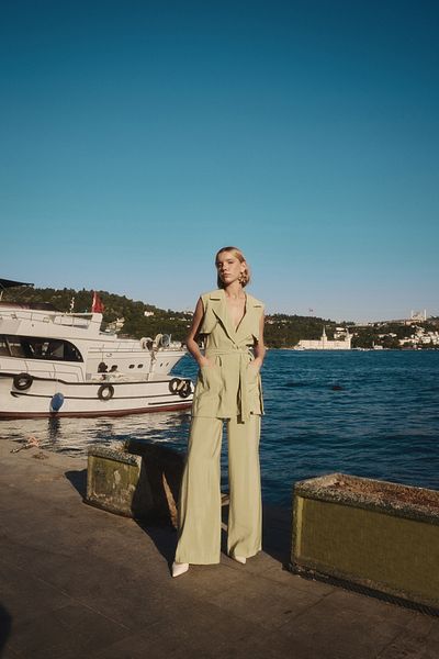 Sateen Belted Long Vest - Fat Green