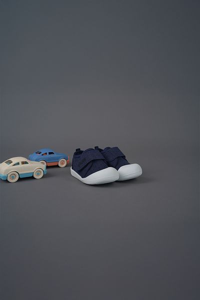 Vicco شبشب Anka Model للرجال من First Step Bebe Smart Step للاستخدام اليومي باللون الأزرق الداكن