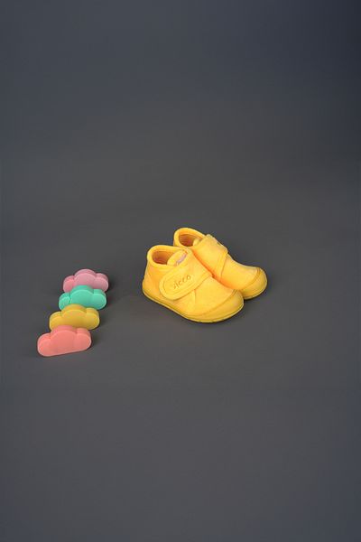 Vicco Comfortable Yellow Slippers for Unisex Children and Baby - Color Basic Model